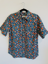 Load image into Gallery viewer, Navy in Wild Flower
